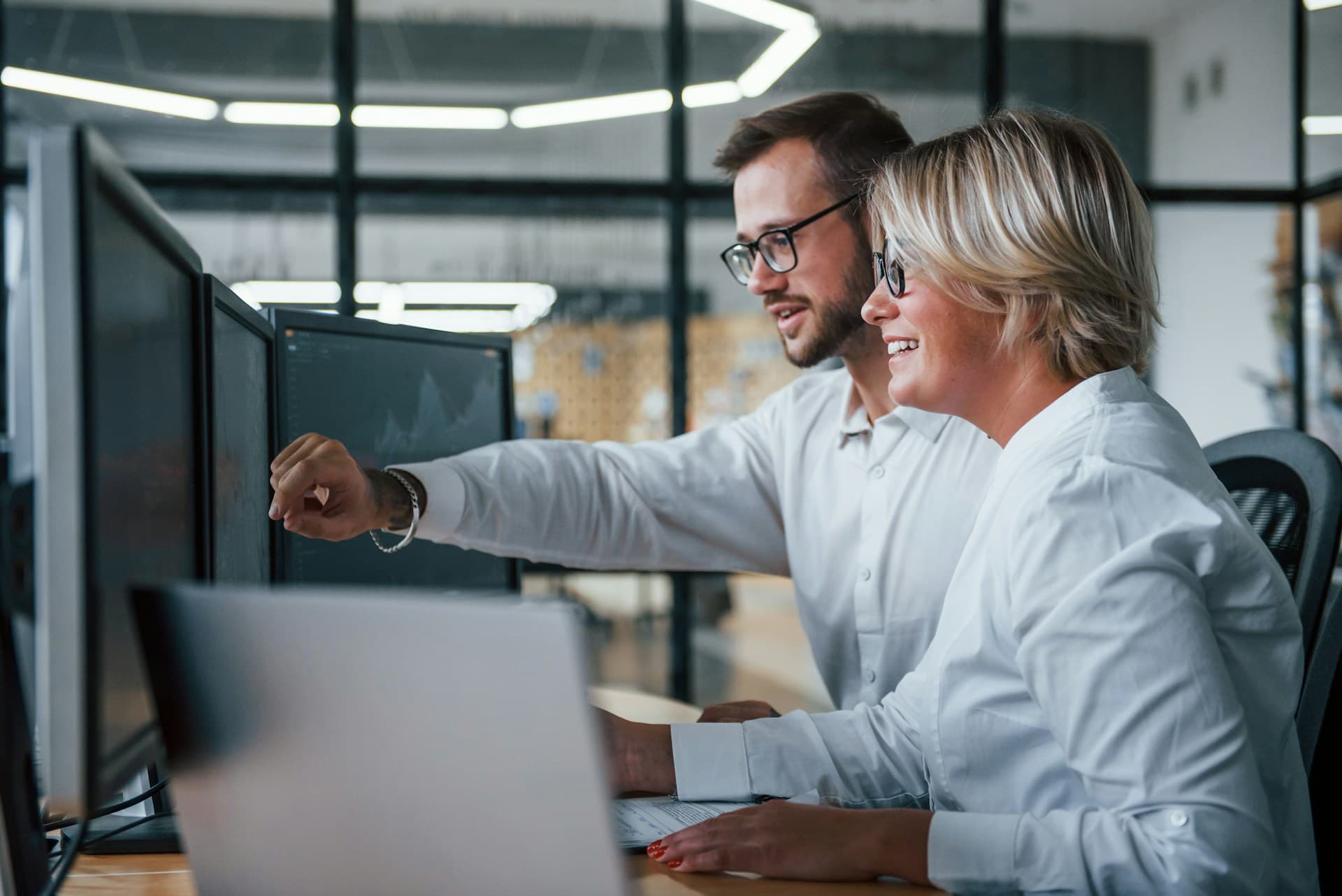 IT Support Hero Background